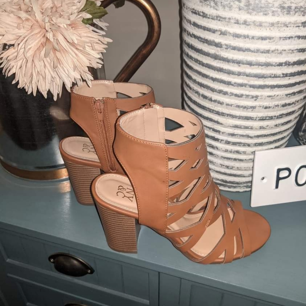 Women's Sandals
